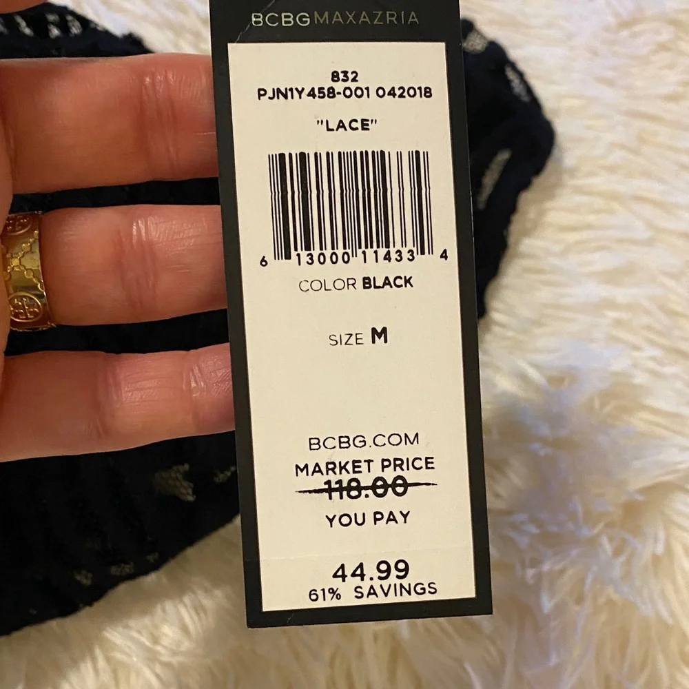 BCBGMaxAzria Black Patterned Lace Top. NWT size Medium. - Picture 10 of 10